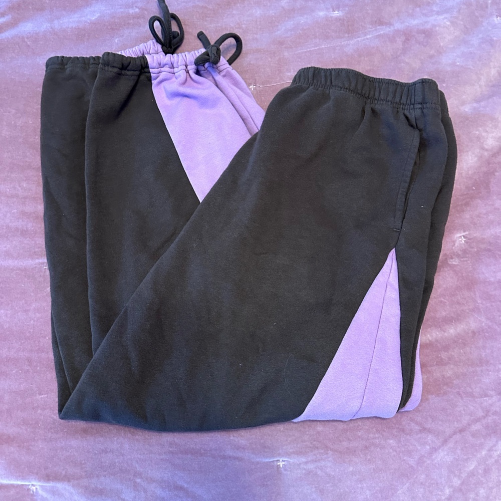 Woman’s Brown and Lilac Joggers